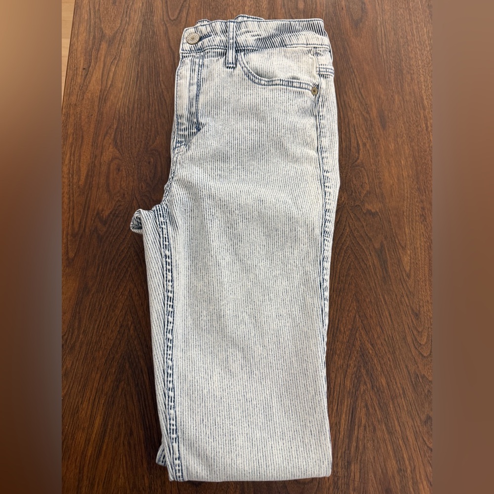 Abercrombie & Fitch High Rise Super skinny Pinstripe Jean - Picture 15 of 16